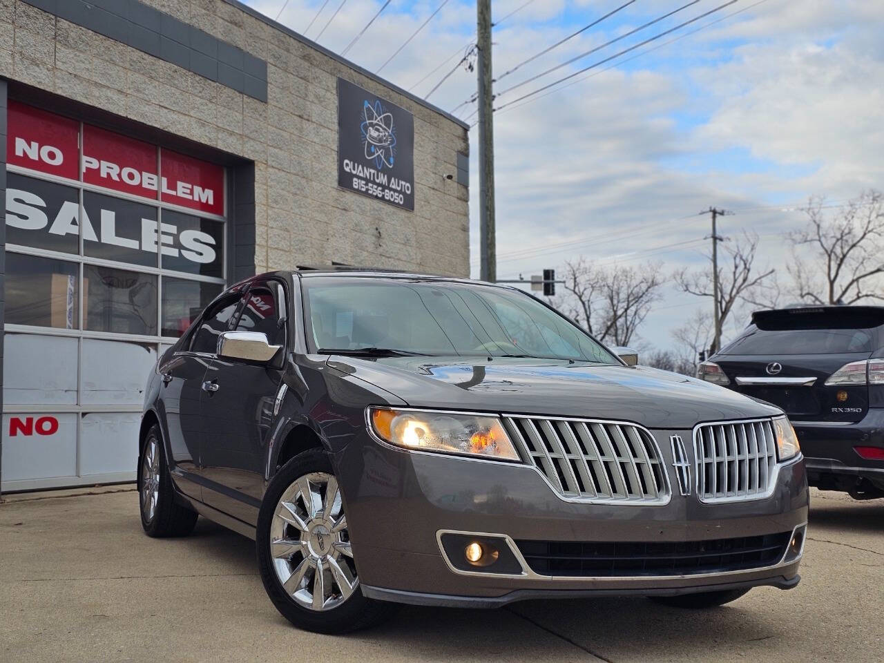 2011 Lincoln MKZ for sale at Quantum Auto Co in Plainfield, IL