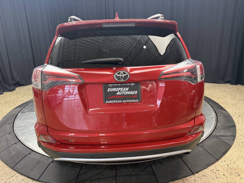 2016 Toyota RAV4 XLE