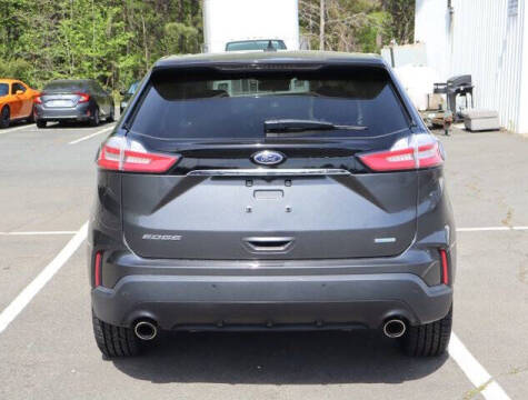 2020 Ford Edge SE