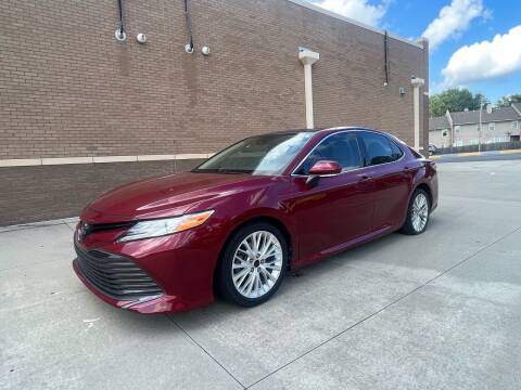 2019 Toyota Camry for sale at GTO United Auto Sales LLC in Lawrenceville GA