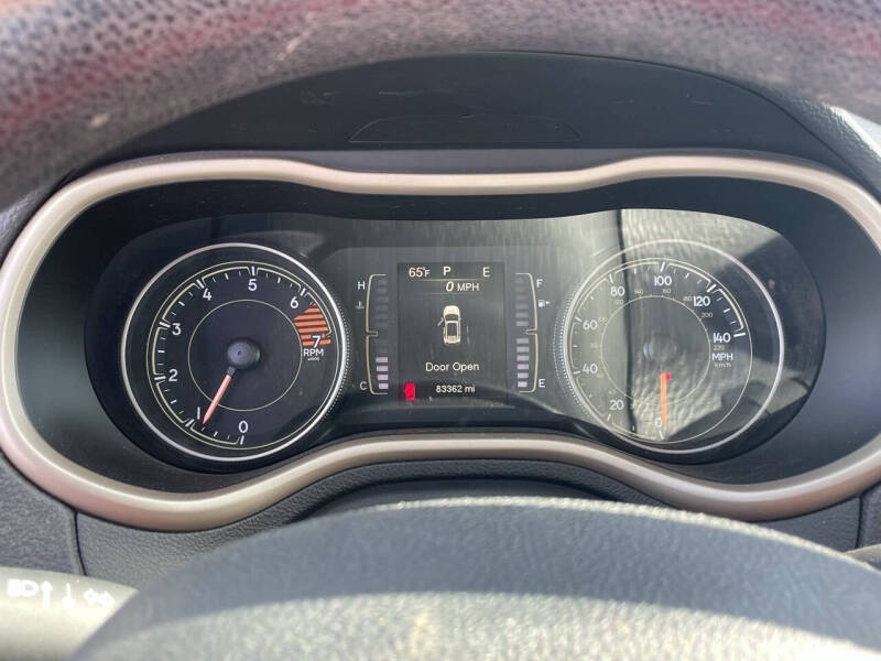 2017 Jeep Cherokee Sport