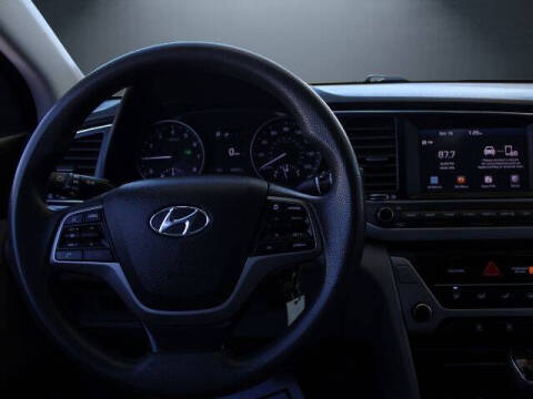 2018 Hyundai Elantra