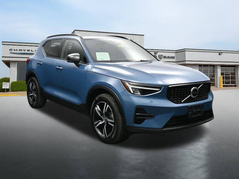 2024 Volvo XC40