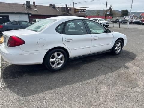 2002 Ford Taurus for sale at J and H Auto Sales in Union Gap WA