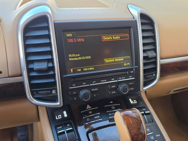 2011 Porsche Cayenne Tiptronic