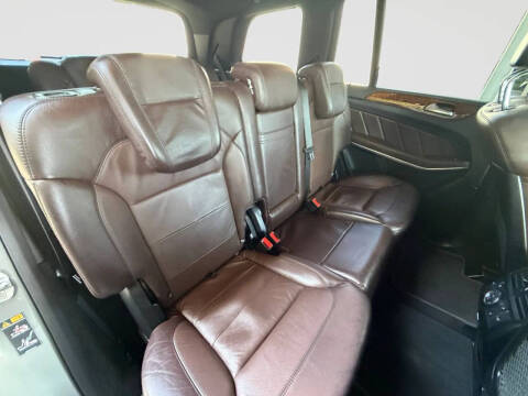 2014 Mercedes-Benz GL-Class GL 550 4MATIC
