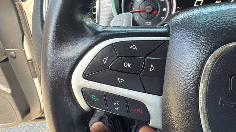 2017 Dodge Charger SXT