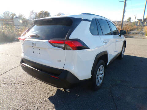 2019 Toyota RAV4 LE