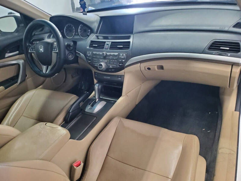 2012 Honda Accord EX-L V6 w/Navi