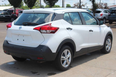 2020 Nissan Kicks S