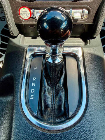 2015 Ford Mustang EcoBoost Premium