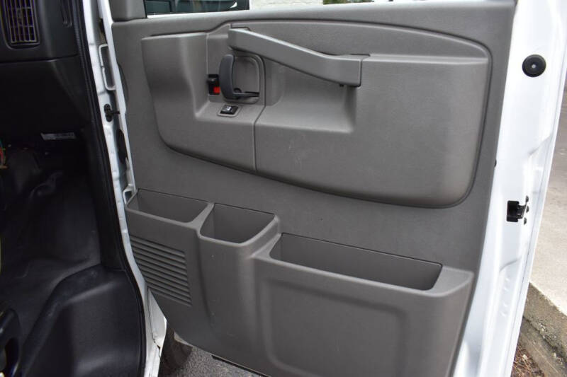 2018 GMC Savana 2500