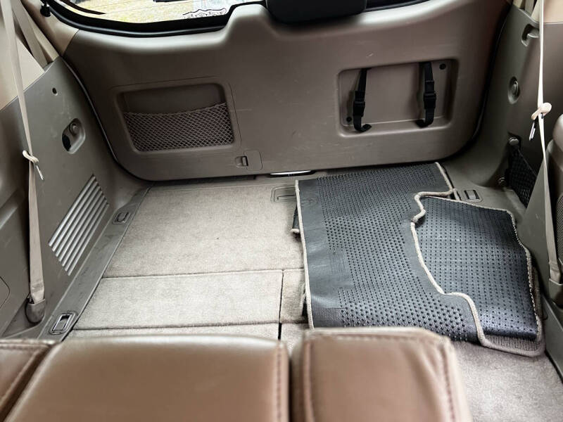 2010 Nissan Pathfinder LE