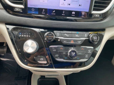 2021 Chrysler Pacifica Touring L
