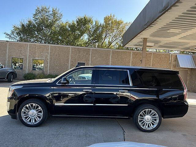 2016 Cadillac Escalade ESV Platinum
