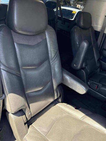 2020 Cadillac Escalade ESV Luxury