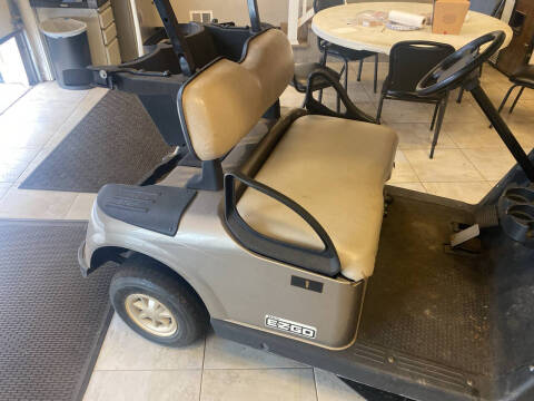 2016 E-Z-GO RXV