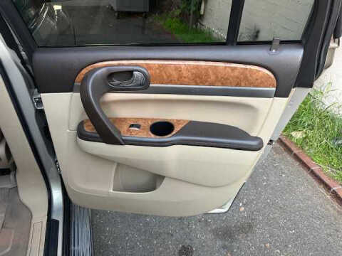 2011 Buick Enclave CXL-2