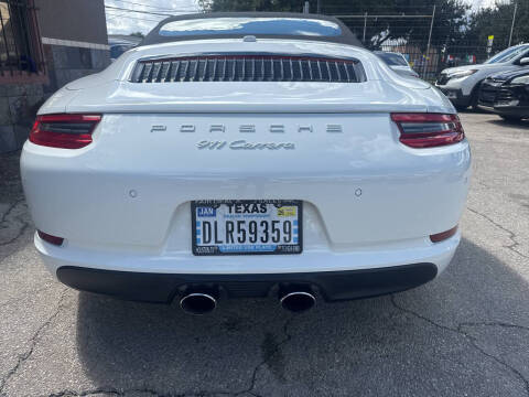 2017 Porsche 911 Carrera