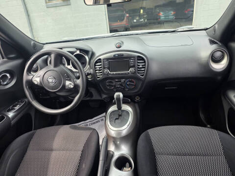 2017 Nissan JUKE S