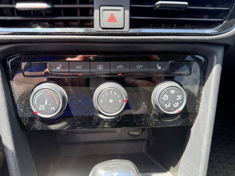 2023 Volkswagen Taos SE