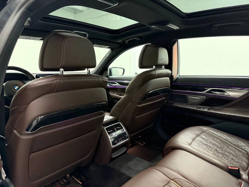 2022 BMW 7 Series 750i xDrive