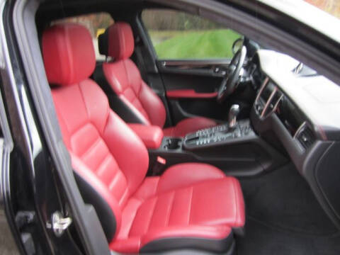 2016 Porsche Macan Turbo