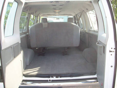 2009 Ford E-Series E-150 XLT