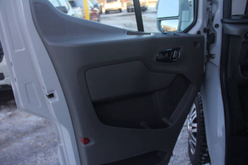 2022 Ford Transit 250