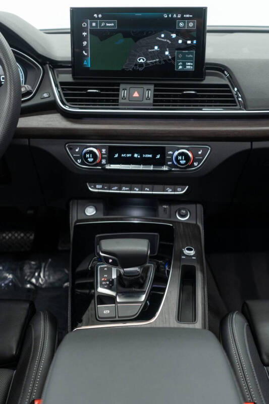 2024 Audi Q5 e quattro S line Prestg 55 TFSI