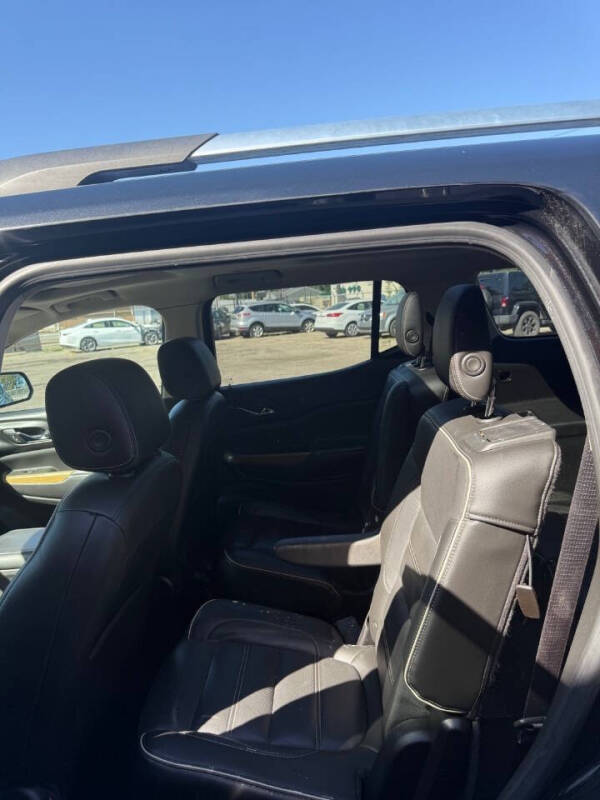 2018 GMC Acadia Denali