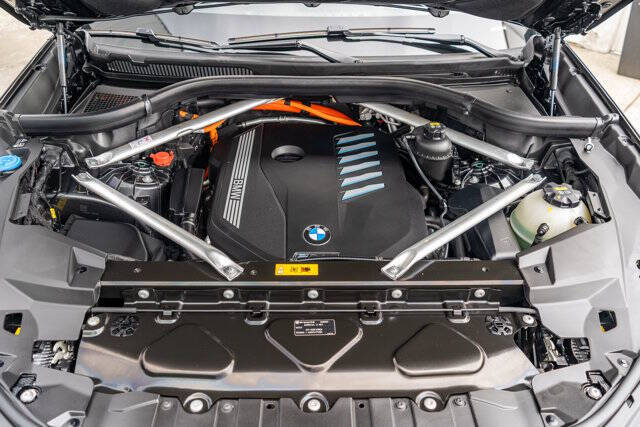 2022 BMW X5 58