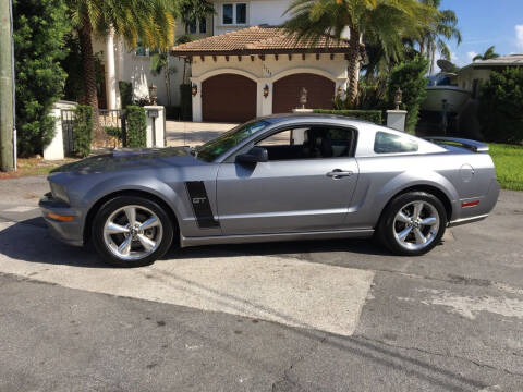 2007 Ford Mustang for sale at Clean Florida Cars in Pompano Beach FL