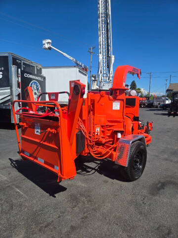 2005 WOOD CHUCK HYROLLER 1200 CHIPPER