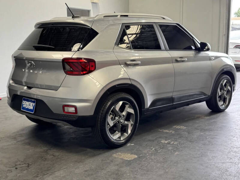 2024 Hyundai Venue SEL