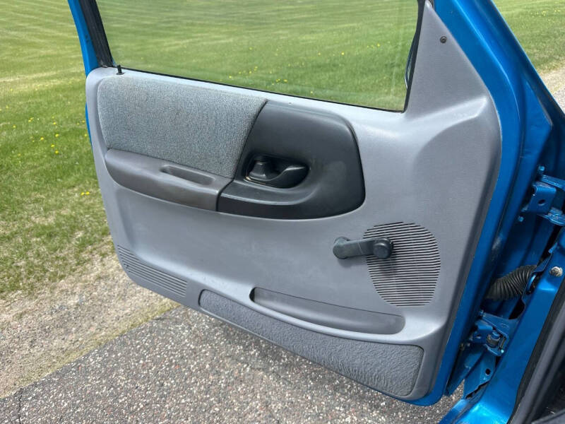 1994 Mazda B-Series B3000 SE