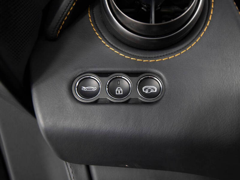 2021 McLaren 765LT