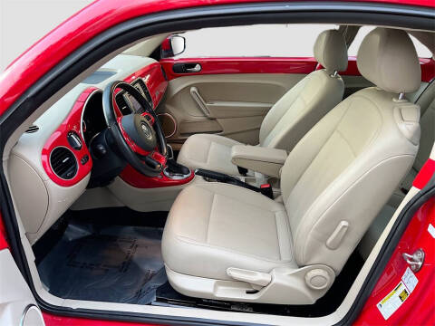2019 Volkswagen Beetle 2.0T SE