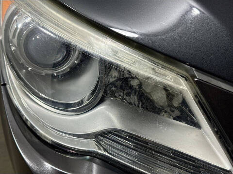 2011 Volkswagen Routan SEL Premium