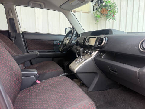 2009 Scion xB