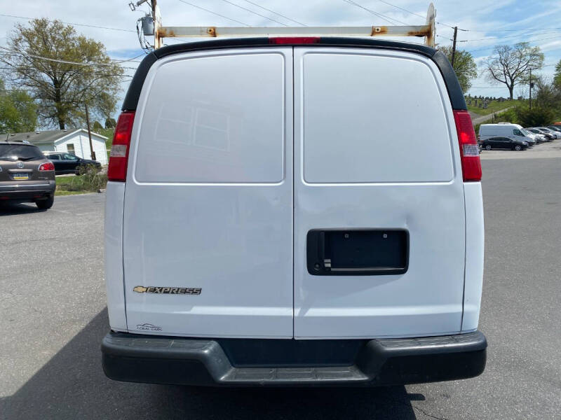2019 Chevrolet Express 2500