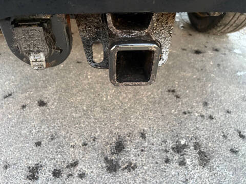 2011 Chevrolet Avalanche LS