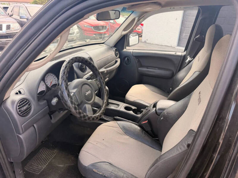2004 Jeep Liberty
