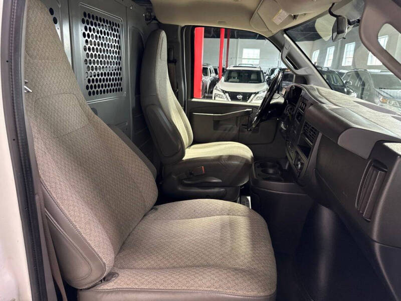 2020 Chevrolet Express 2500