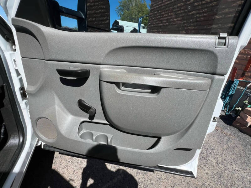 2013 Chevrolet Silverado 3500HD CC
