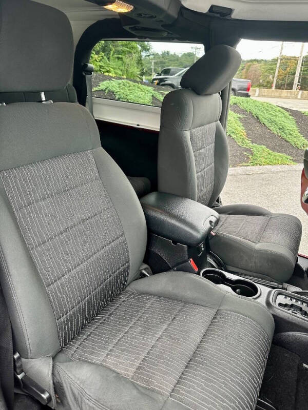 2011 Jeep Wrangler Sahara