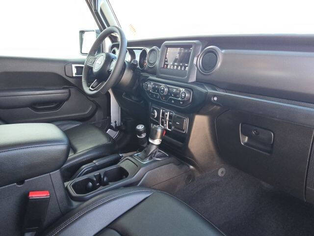 2023 Jeep Gladiator Willys