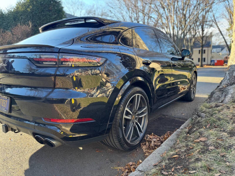 Image 5 of 2020 Porsche Cayenne Turbo Coupe
