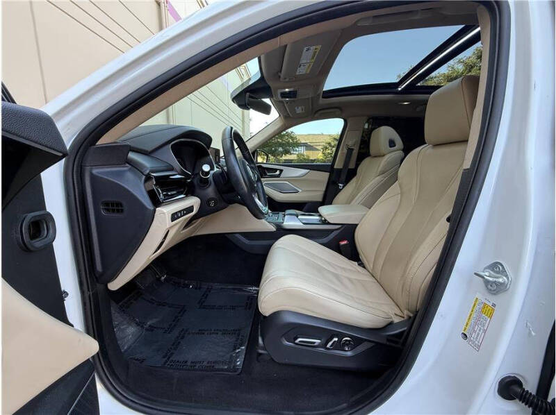 2022 Acura MDX w/Tech