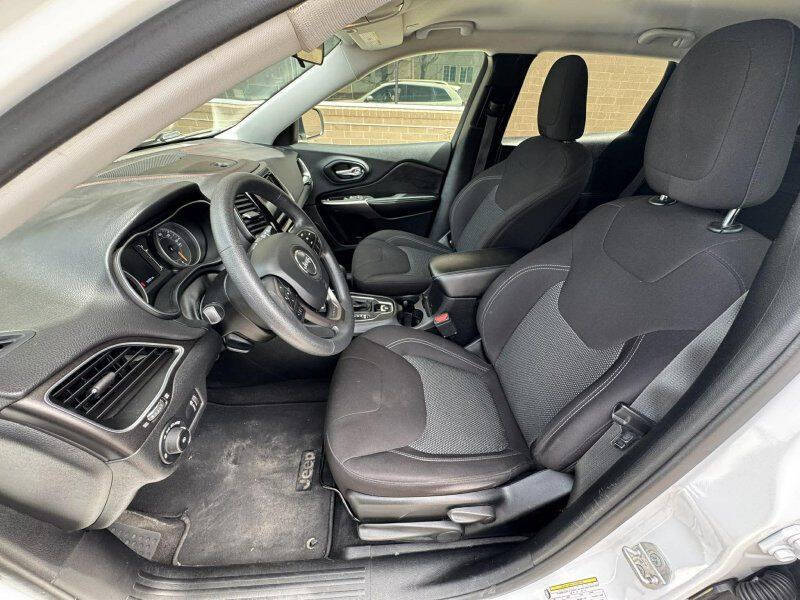 2019 Jeep Cherokee Latitude